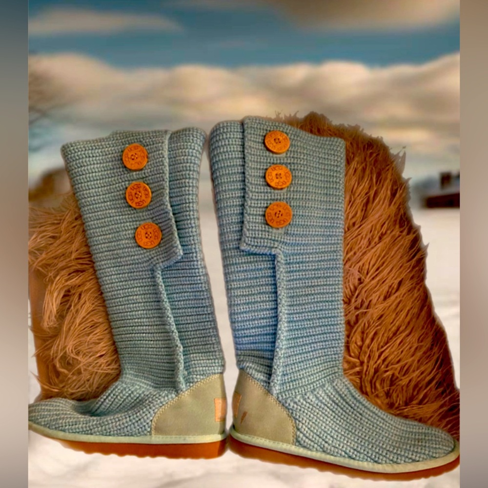 UGG Women's Classic Cardy Winter Boot